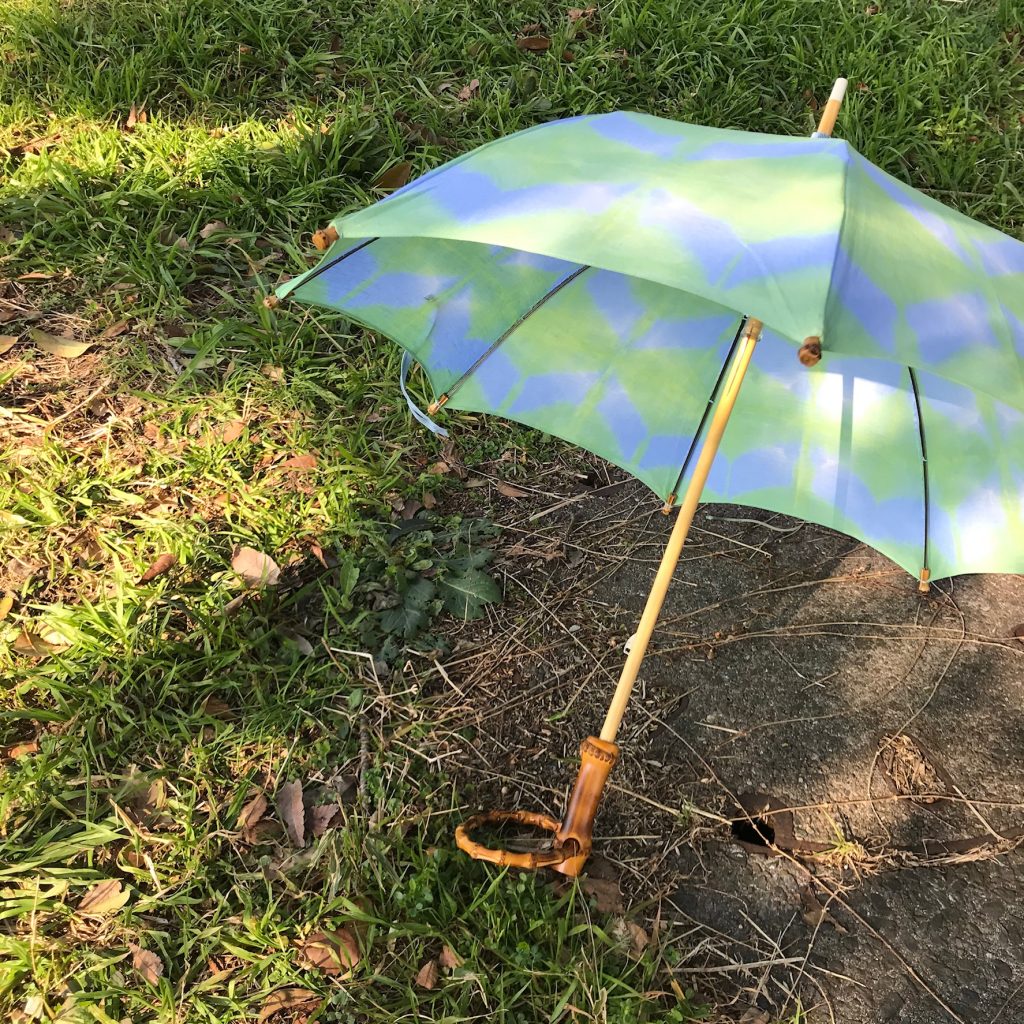 染めの日傘